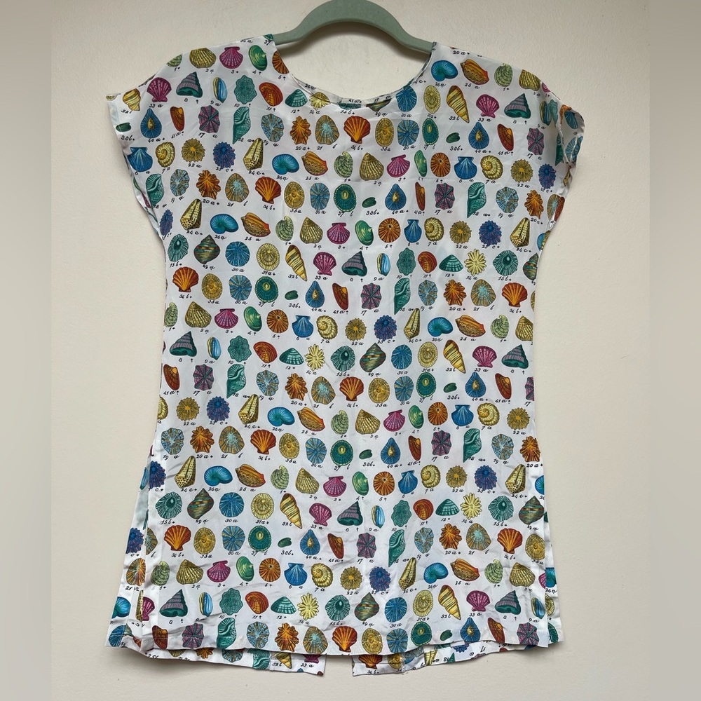 Vintage Cap Sleeve Seashell Print Blouse | Size M